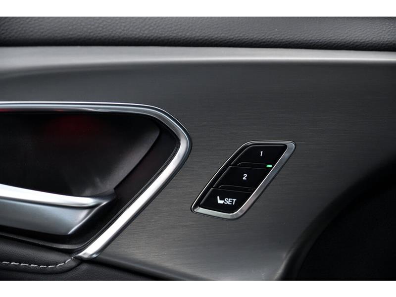 2020
Acura
RDX