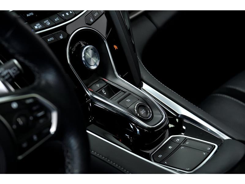 2020
Acura
RDX