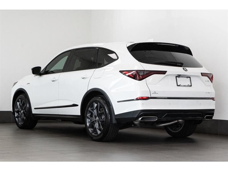 2022
Acura
MDX
