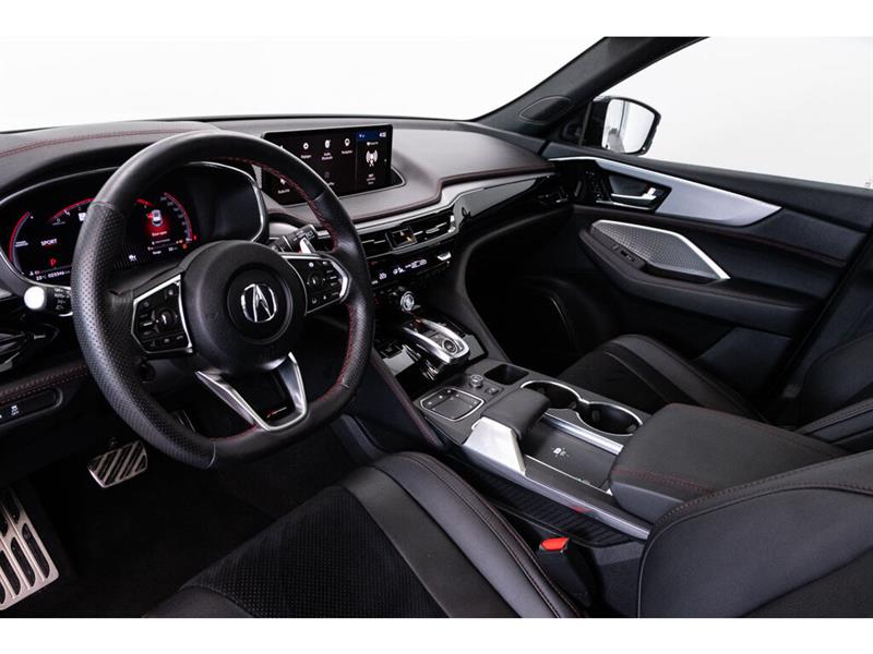 2022
Acura
MDX