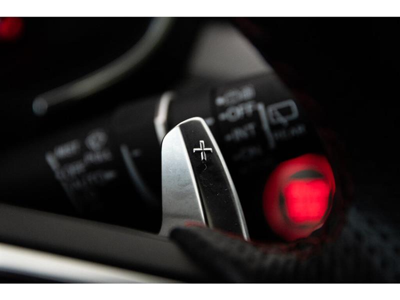2022
Acura
MDX