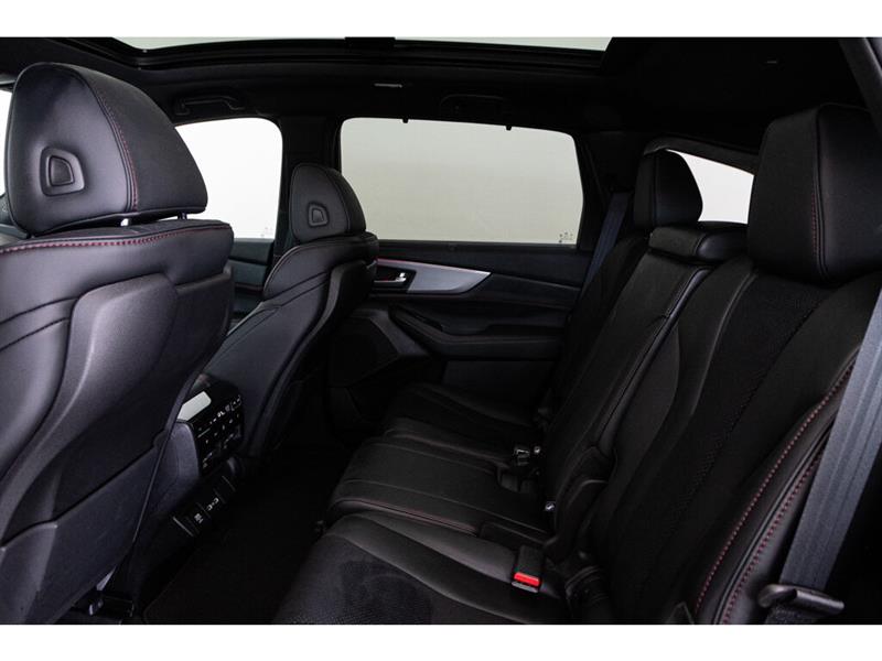 2022
Acura
MDX