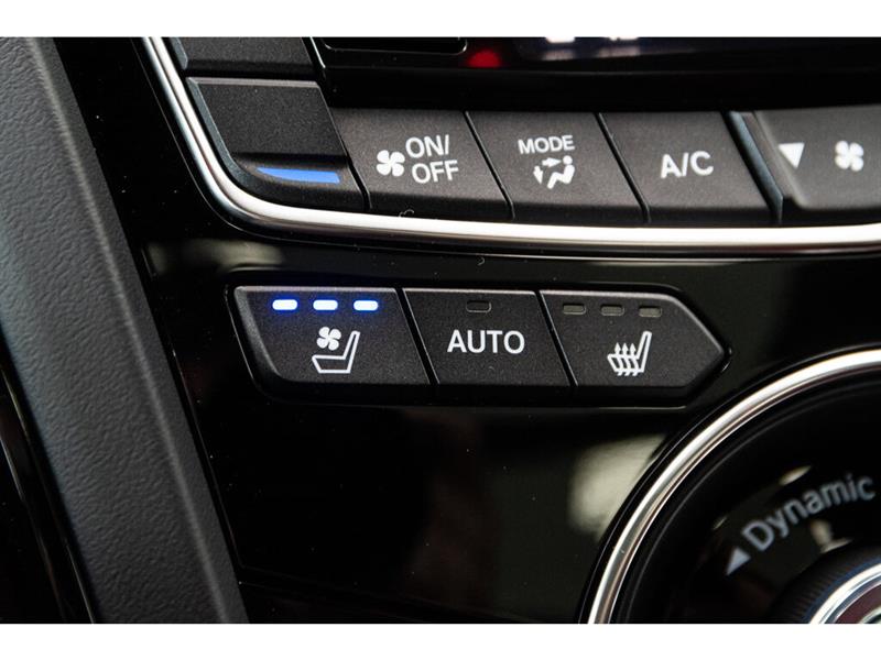 2021
Acura
RDX