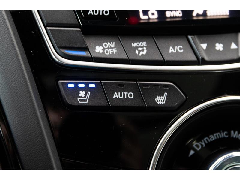 2021
Acura
RDX