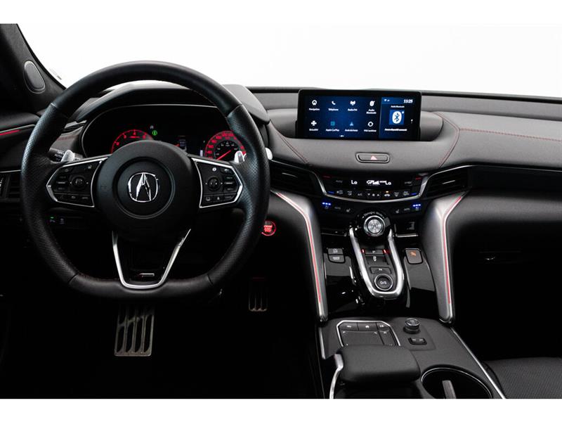 2022
Acura
TLX