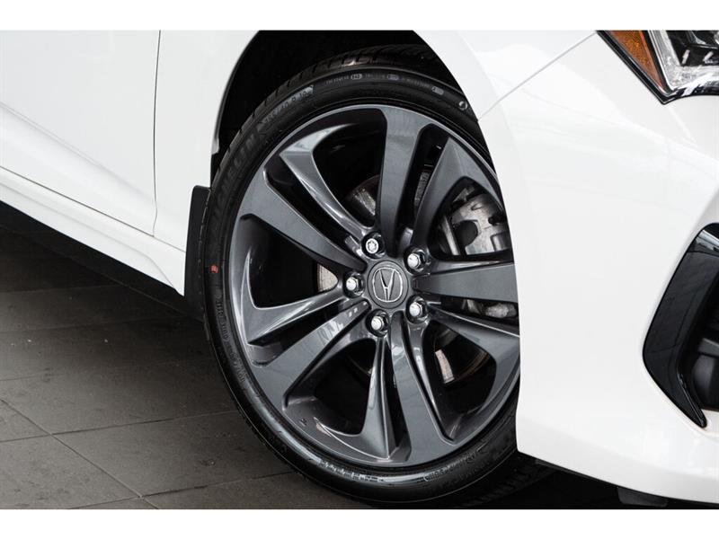 2022
Acura
TLX