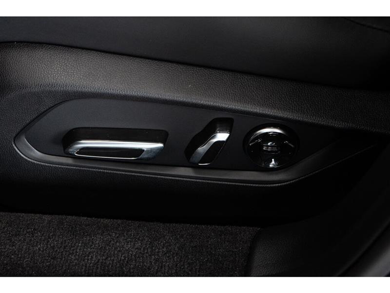 2022
Acura
TLX