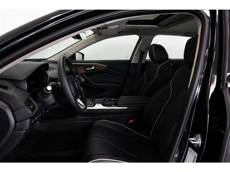 2022
Acura
TLX
