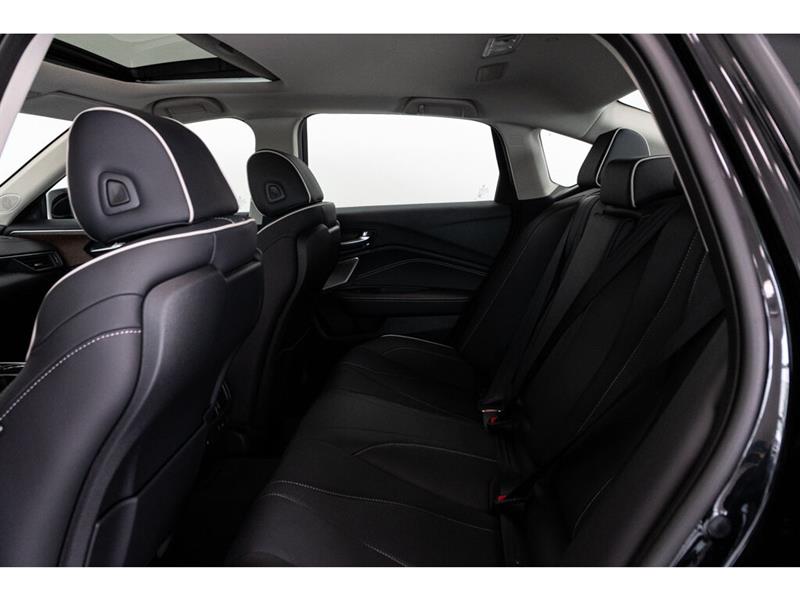 2022
Acura
TLX