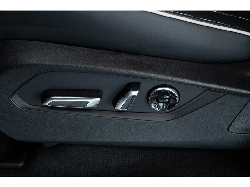 2023
Acura
MDX