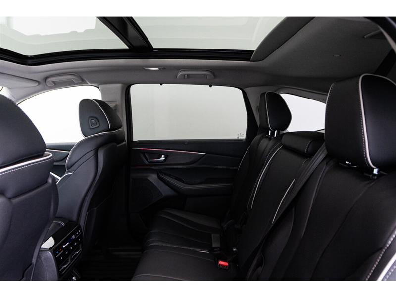 2023
Acura
MDX
