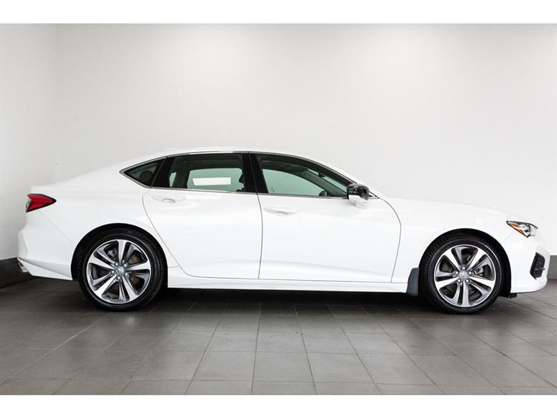 2022
Acura
TLX