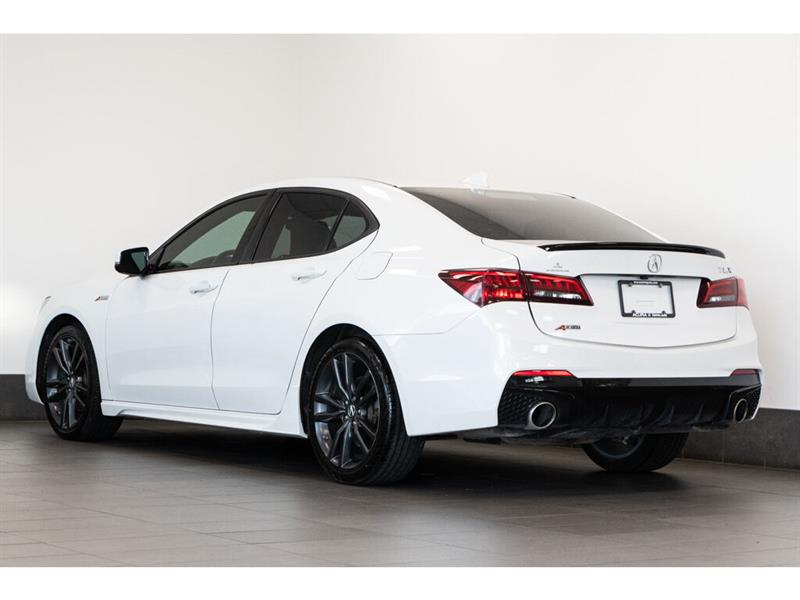 2020
Acura
TLX