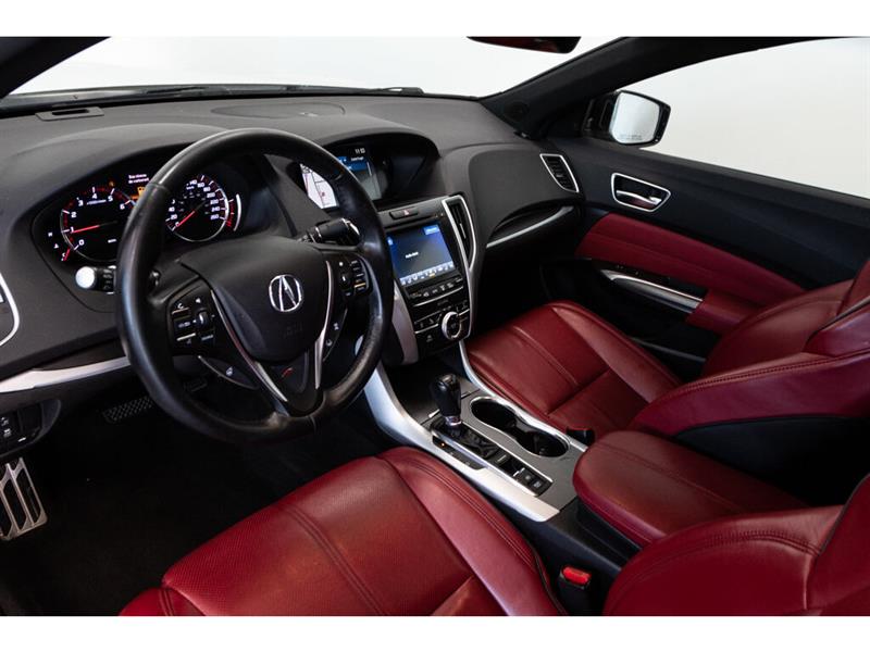 2020
Acura
TLX