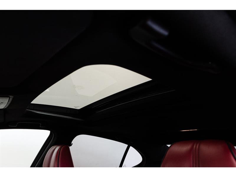 2020
Acura
TLX