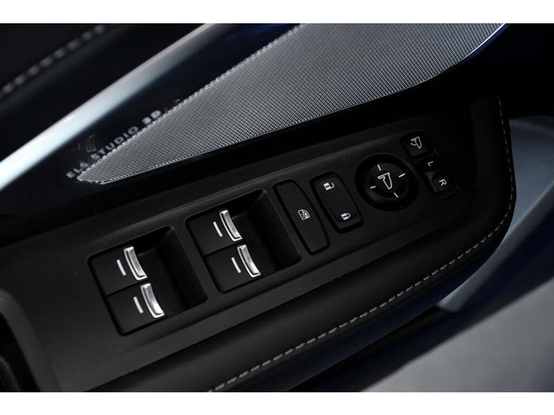 2020
Acura
RDX