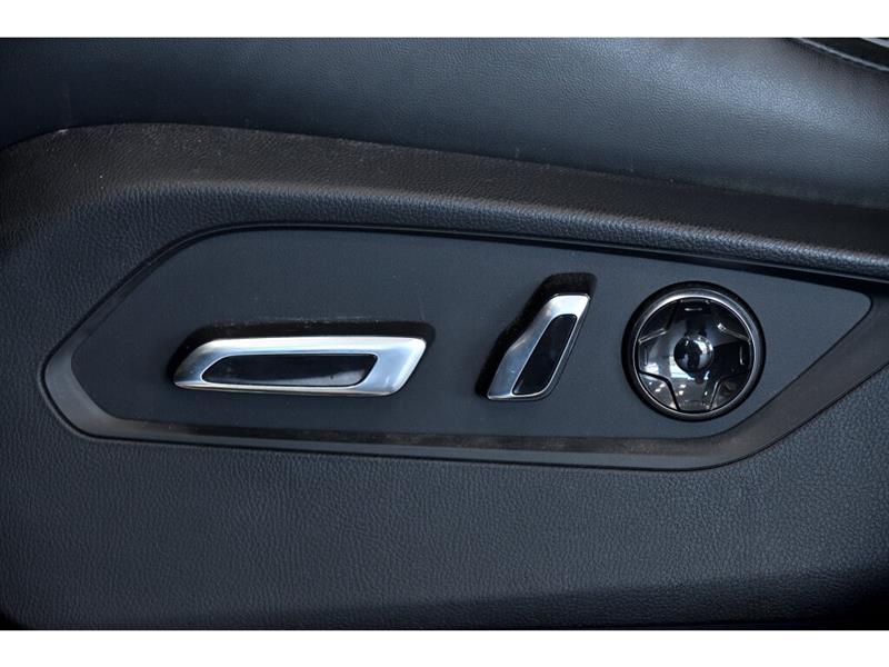 2020
Acura
RDX