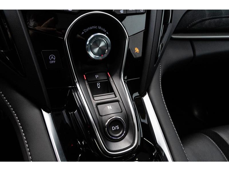 2021
Acura
RDX