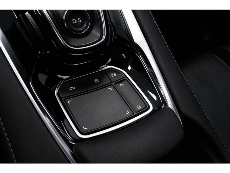 2021
Acura
RDX